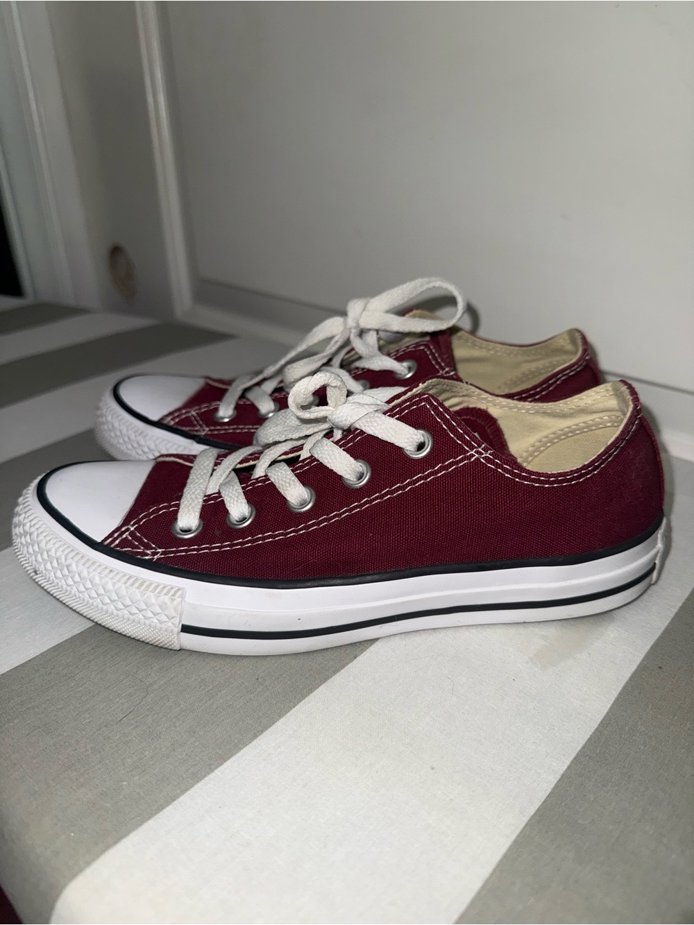 Converse Chuck Taylor All Star Low Top Sneakers - Burgundy - Picture 8 of 8